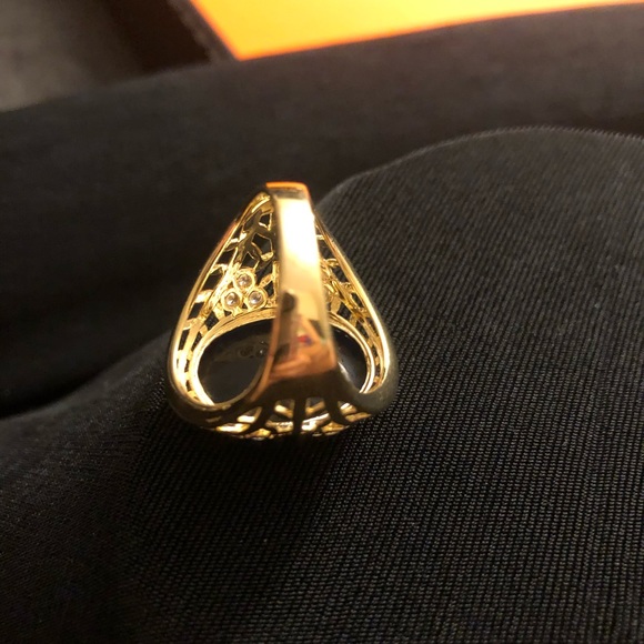 Ring.  Blue stone - Picture 6 of 6